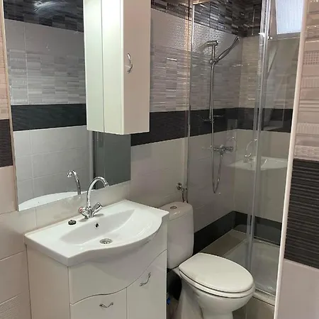Adam Apartman Hajduszoboszlo Exterior photo