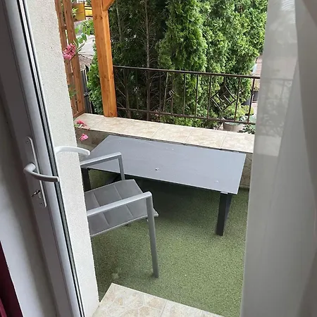 Adam Apartman Hajduszoboszlo Exterior photo