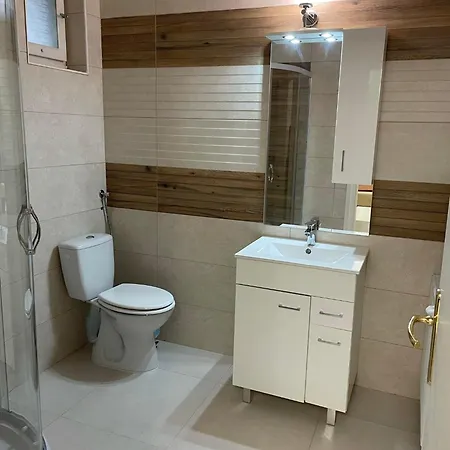 Adam Apartman Hajduszoboszlo Exterior photo
